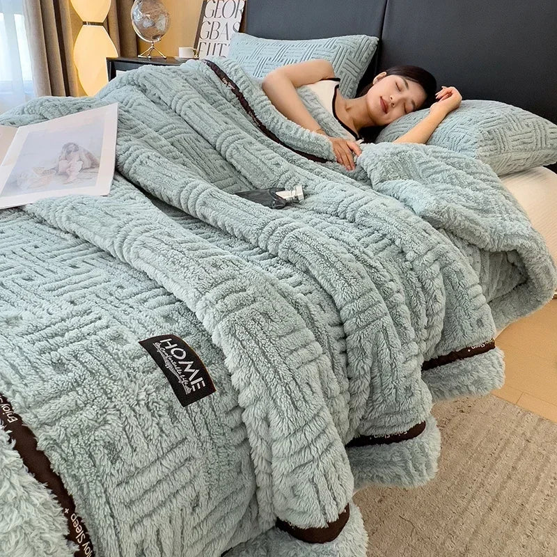 Soft Fleece Autumn/Winter Blanket for Bed and Sofa